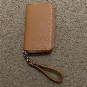 31 wristlet